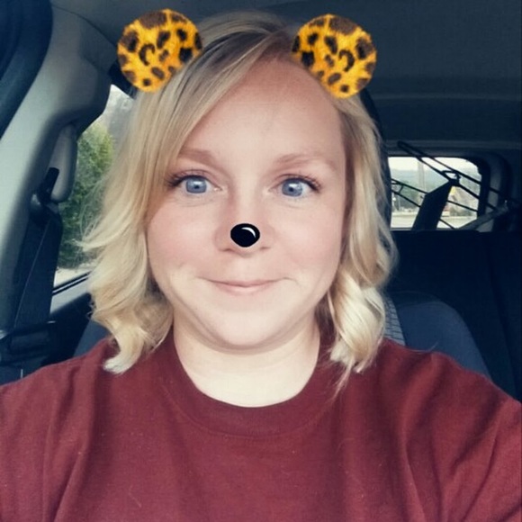 Meet your Posher, Brittany - Picture 1 of 1